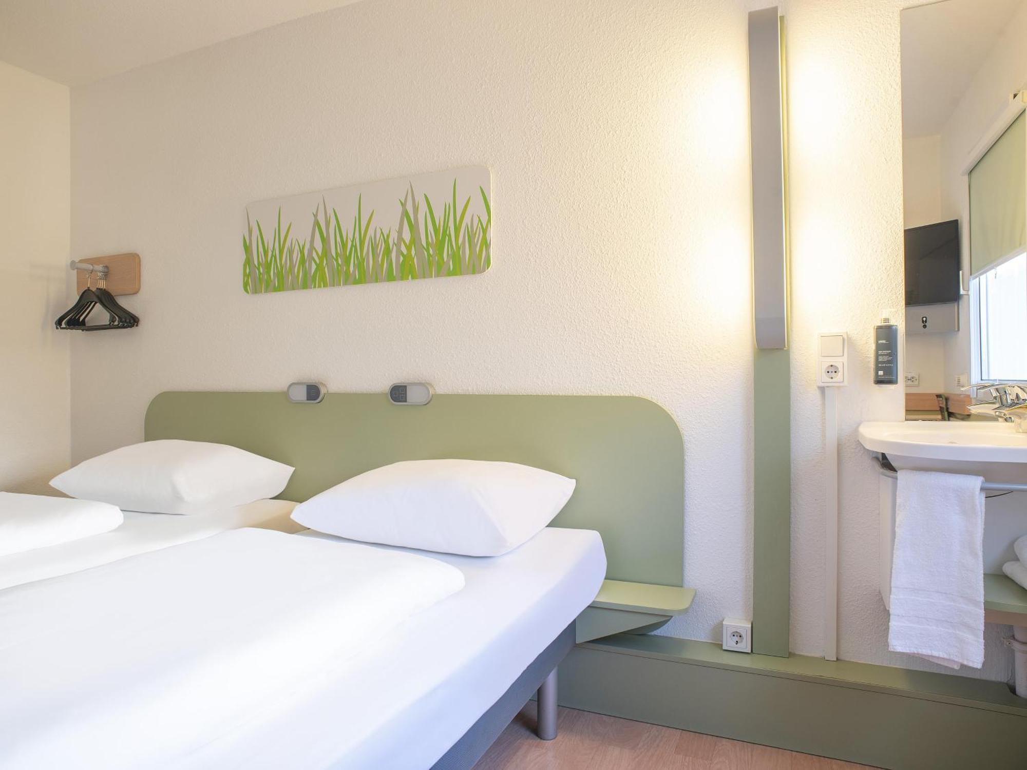 B&B Hotel Dueren Düren - Eifel Exteriör bild